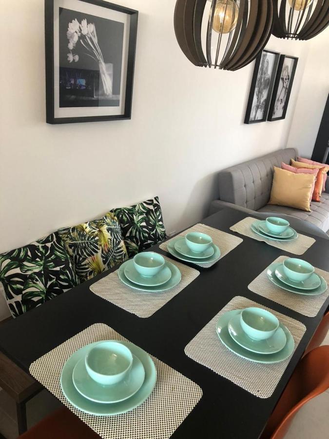 Apto Guarajuba Praia Condominio Porto Smeralda-100 Metros Da Praia 外观 照片