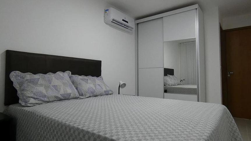 Apto Guarajuba Praia Condominio Porto Smeralda-100 Metros Da Praia 外观 照片