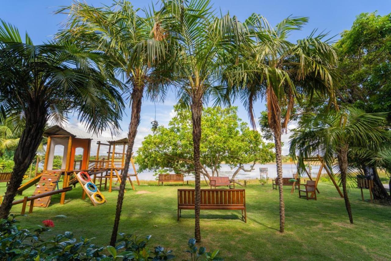 Apto Guarajuba Praia Condominio Porto Smeralda-100 Metros Da Praia 外观 照片