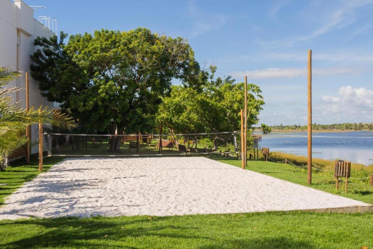 Apto Guarajuba Praia Condominio Porto Smeralda-100 Metros Da Praia 外观 照片